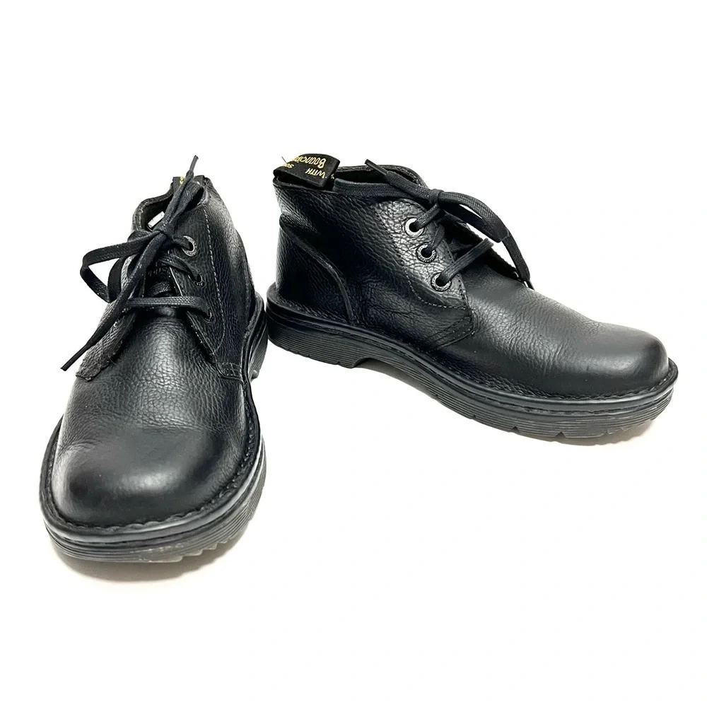 DR. MARTENS | Vintage Y2K black pebble leather 3-eye lace up  display picture 2